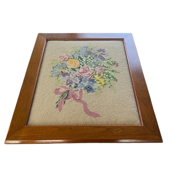 Vtg Handmade Needlepoint Framed Floral Bouquet Picture 26.5 x 22.5 Cottage Core - Picture 2 of 16